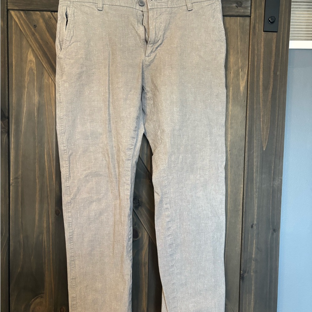 Dockers Light Gray Chinos 34 / 32 L
